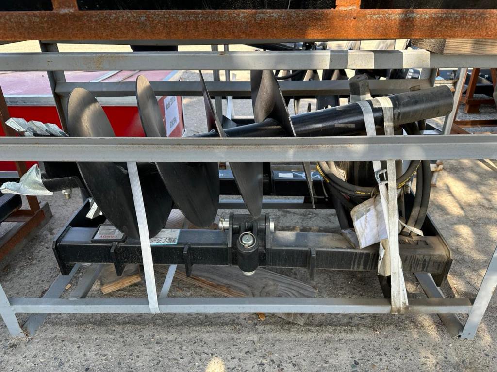 2023 Mower King Auger w/ bits - $1,800.00