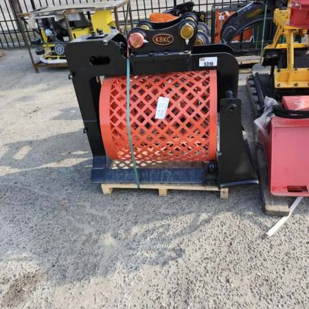 KBKC Rotating screening bucket - $2,500.00
