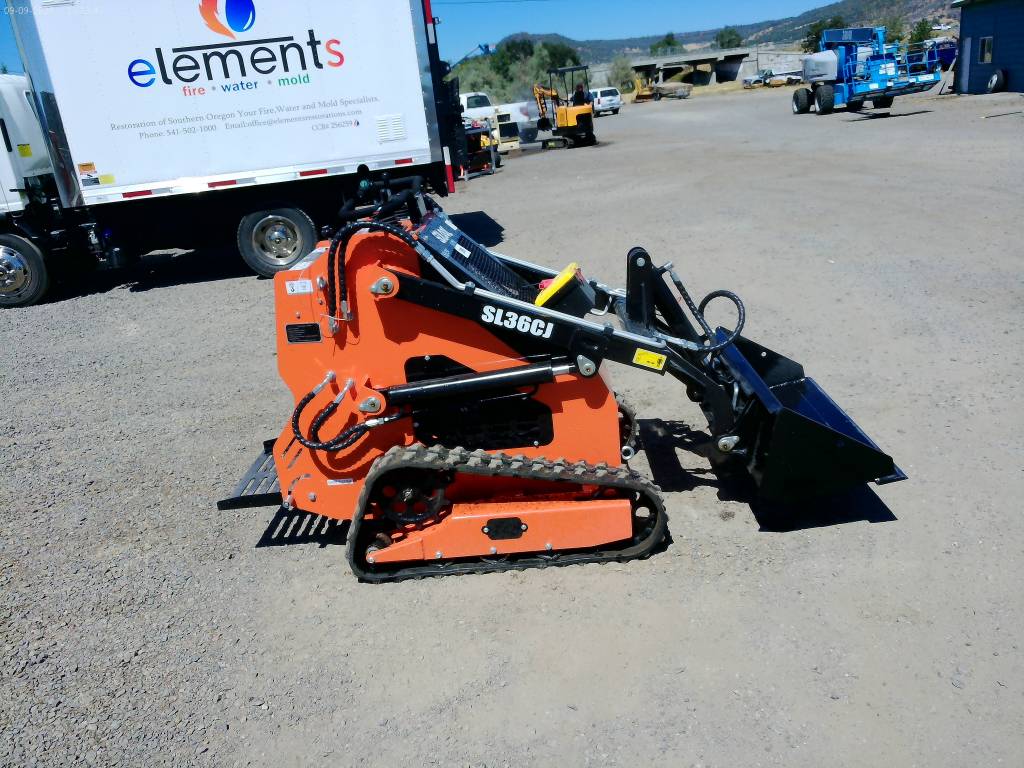 SDLOOL Mini skid steer loader - $5,000