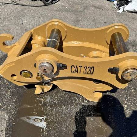 CAT 320 Quick Coupler - $2,350