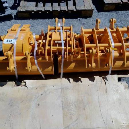 GIYI Cat 301 Excavator attachment set (8PC) - $1,700