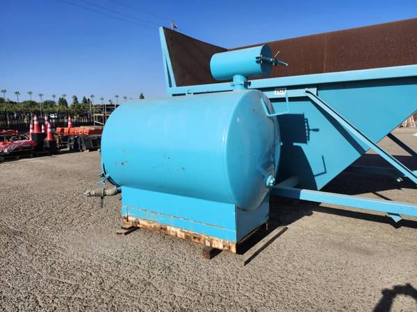 Vacuum Tank - $2,500